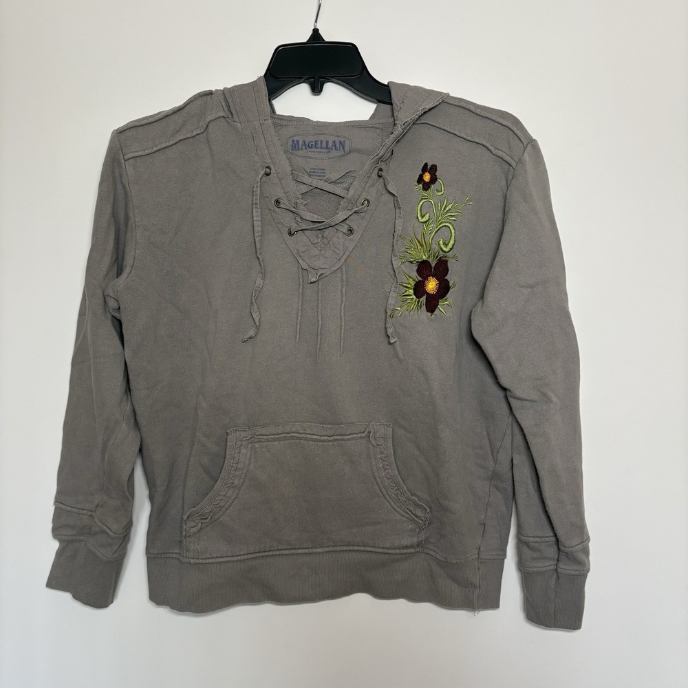 Magellan Women's Peasant Embroidered‎ Hoodie Size Large Outdoor Chic Rustic Boho